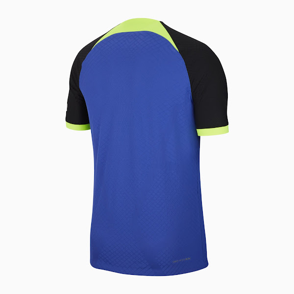 Tottenham Hotspur Football Jersey 2022/23 - Image 2